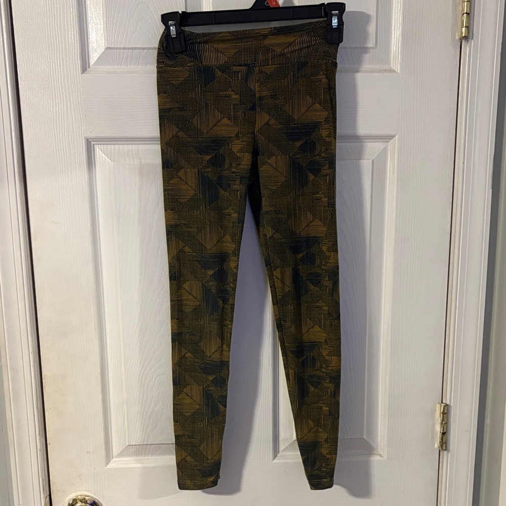 LuLaRoe Kids Leggings in Black and Gold Geometric Pattern